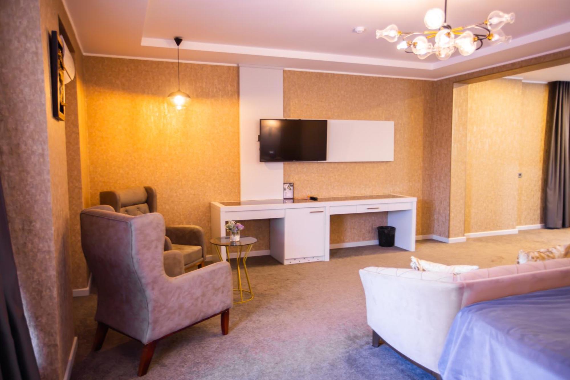 Premium Park Hotel Baku Bagian luar foto