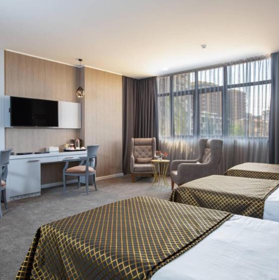 Premium Park Hotel Baku Bagian luar foto